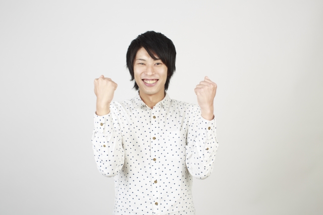 笑顔の男性